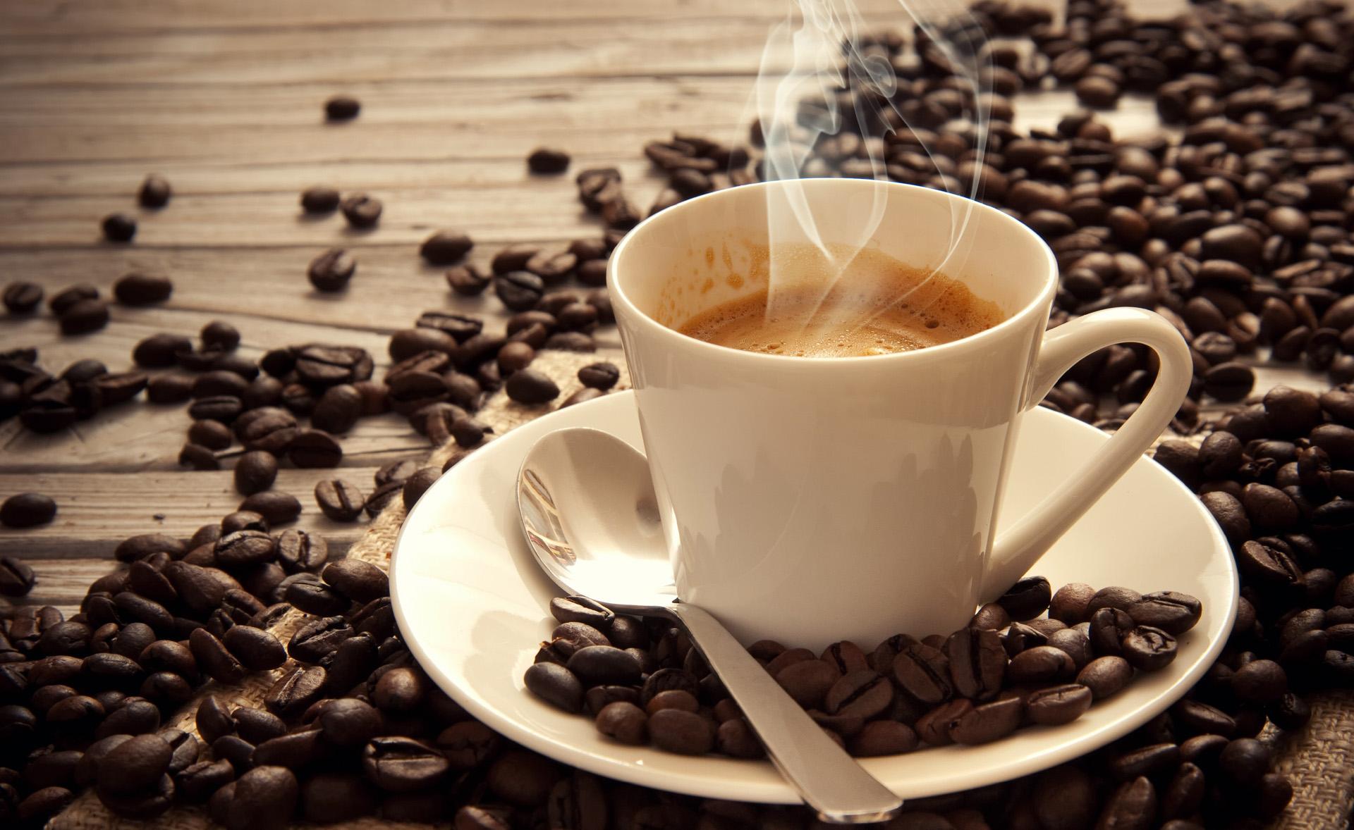 Cafeaua neagră pierde în greutate,