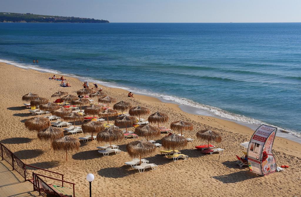 🏝️🧚‍♀️Bulgaria-2019 🧚‍♀️🏝️ Paraiso Beach 3*(ALL)-sezlongurile  la plaja-GRATUITE!