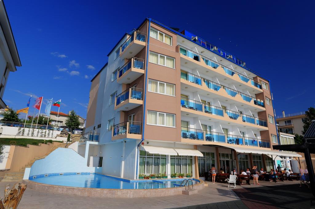 🏝️🧚‍♀️Bulgaria-2019 🧚‍♀️🏝️ Paraiso Beach 3*(ALL)-sezlongurile  la plaja-GRATUITE!