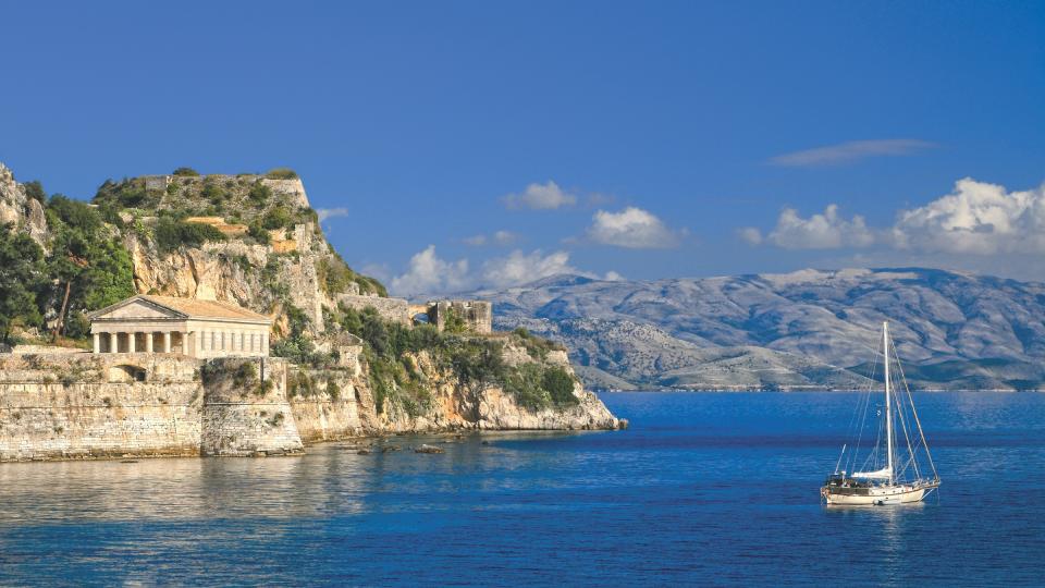 Corfu, insula de smarald din Marea Ionica !!!