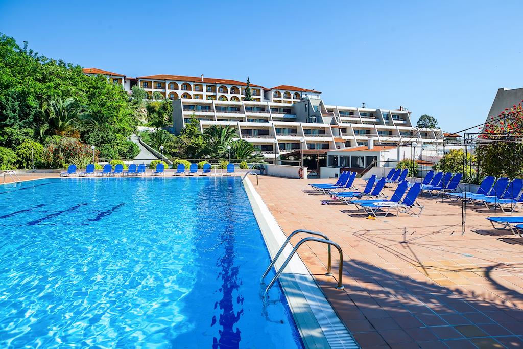 Hotel Xenios Theoxenia 4* - servicii bune, personal amabil, camere curate cu balcoane mari.....