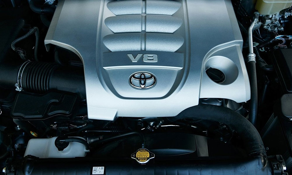 двигатель V8 Toyota Land Cruiser 200
